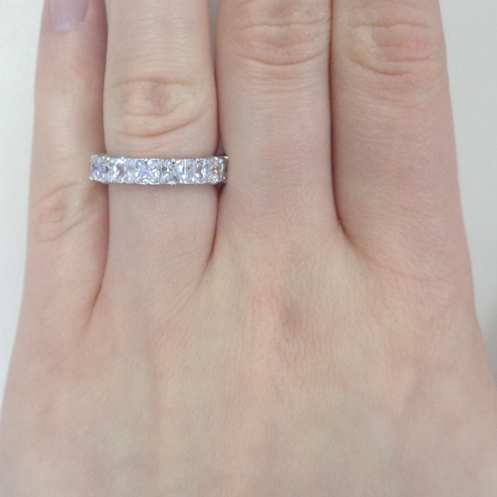 Золотое кольцо 585 пробы; белое золото; родий; вставки 18 Фианит бесцв.;